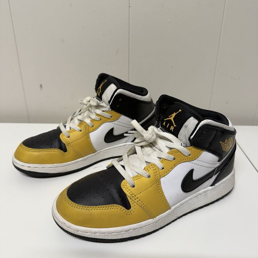 Nike Air Jordan 1 Mid Yellow Ochre Black White DQ8423-701 Youth Size 4Y GUC*